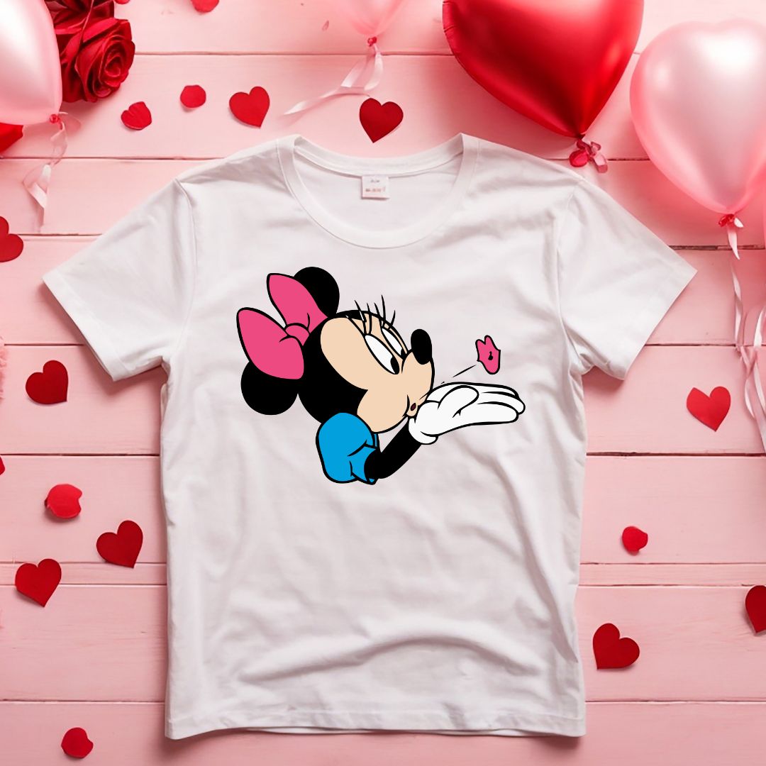 Minnie Mouse Flying Kiss Valentine's Day Vector